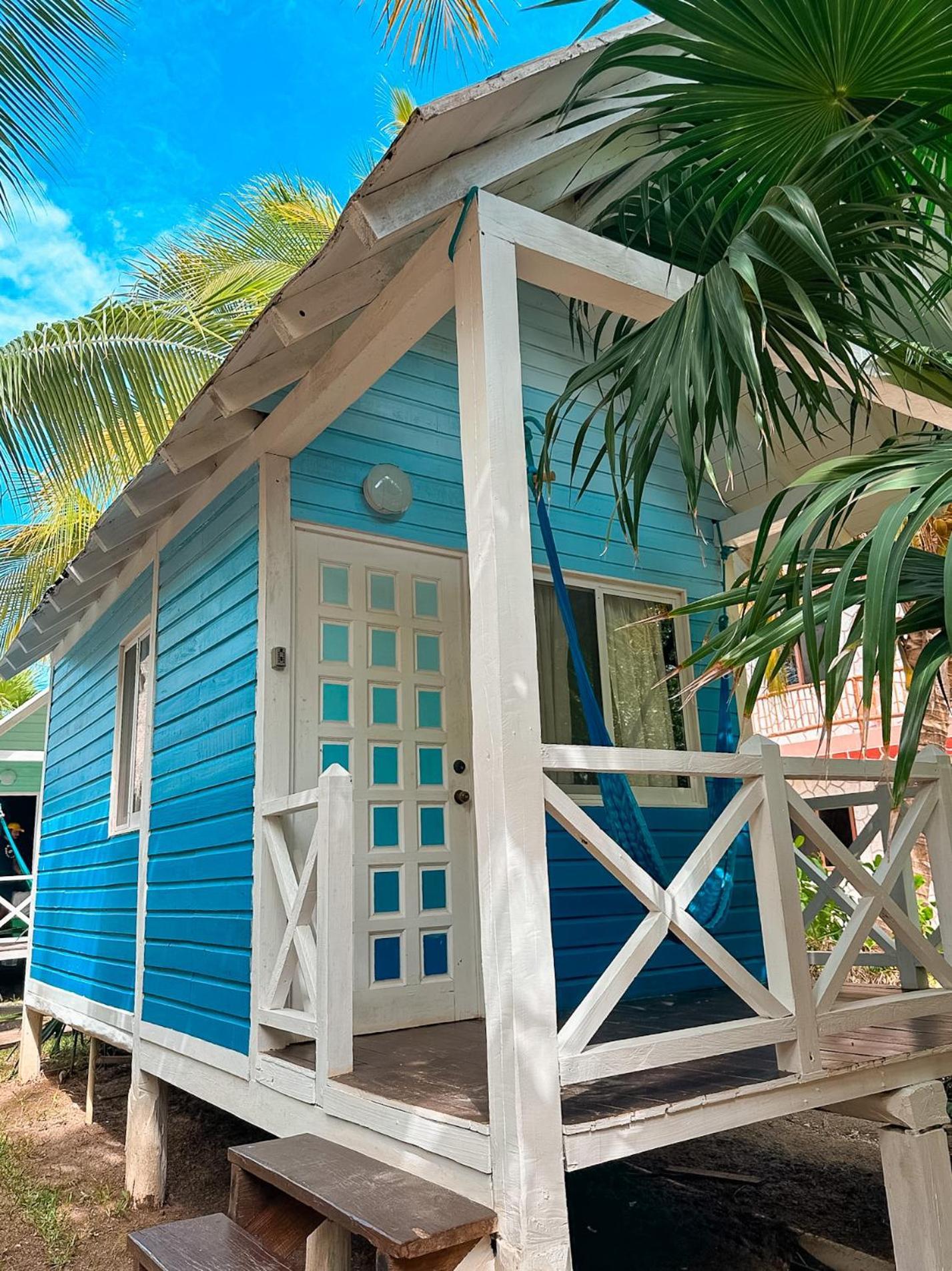 Whyknot Holbox Bed & Breakfast Exterior photo